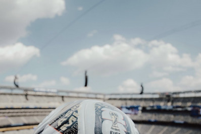 Fifa apresenta bola que será usada na final da Copa do Mundo