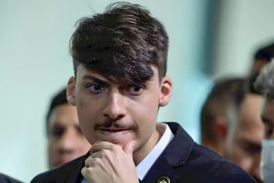 Jair Renan Bolsonaro anuncia pré-candidatura a deputado federal por SC