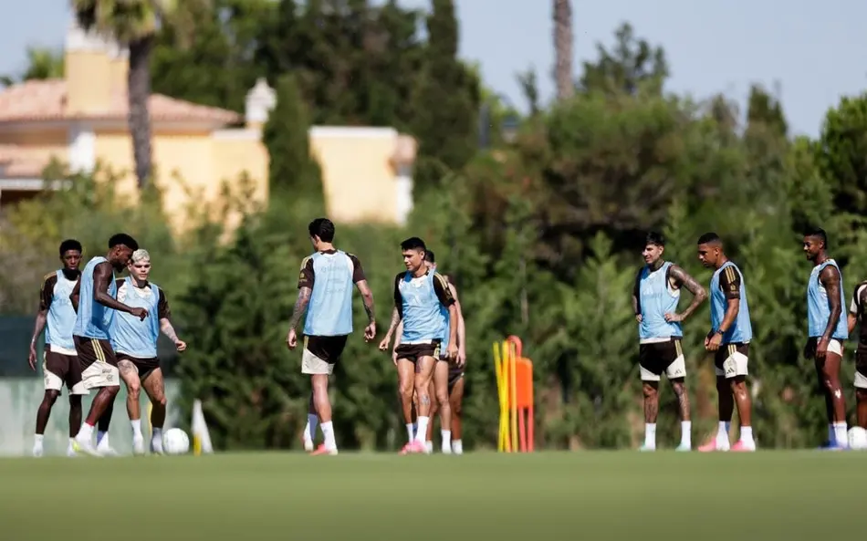 Flamengo confirma mais uma lesão no elenco