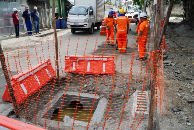 Neves recebe obras de drenagem para conter problema crônico de alagamentos