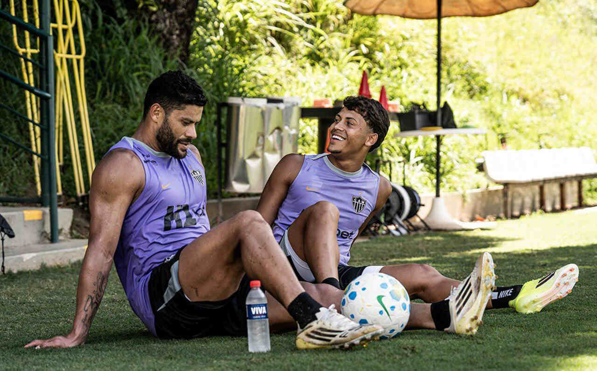 Victor Hugo revela bastidores do Atl&eacute;tico ap&oacute;s sa&iacute;da de Hulk
