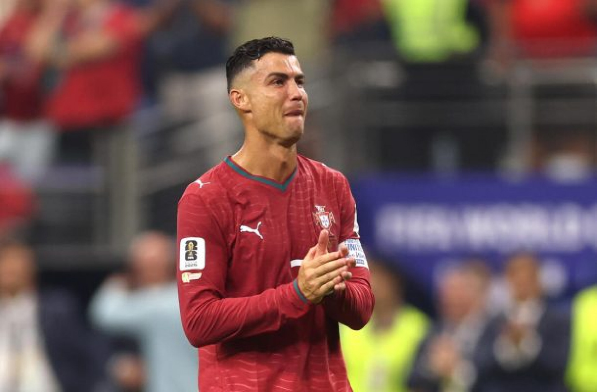 Emocionado, Cristiano Ronaldo termina seu ciclo em Copas do Mundo sem brilho