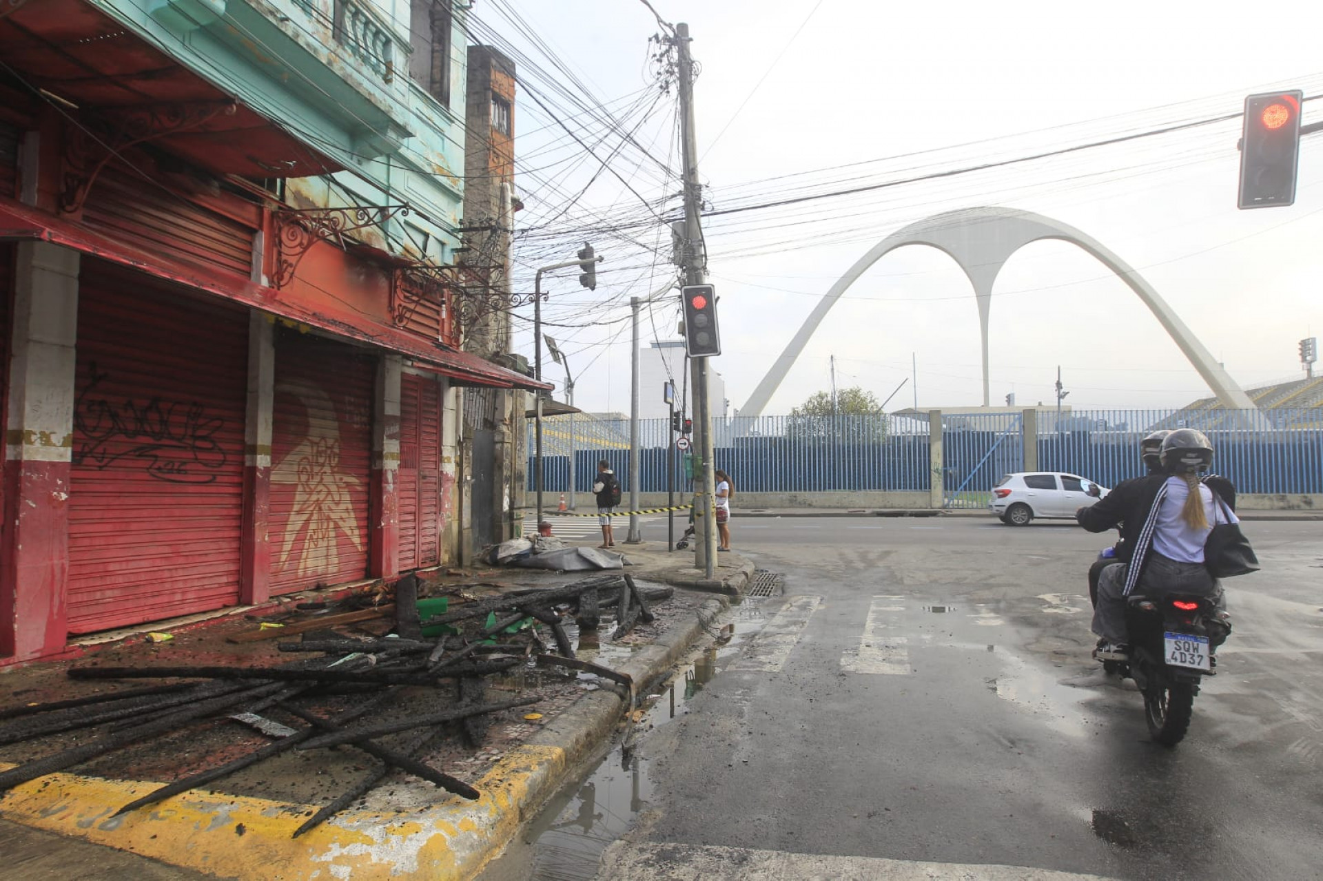Incêndio atingiu imóvel no Catumbi - Reginaldo Pimenta/Agência O DIA