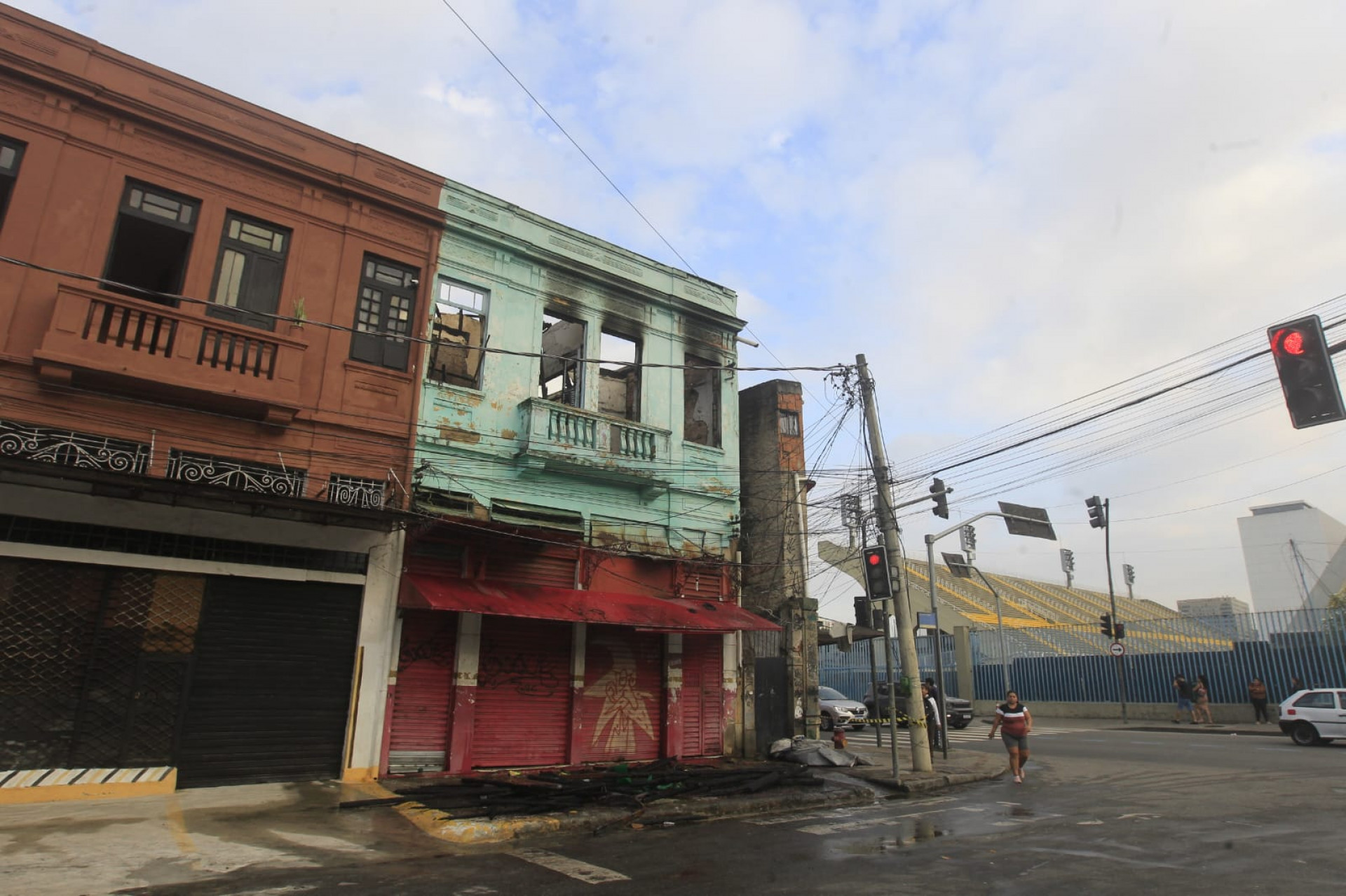 Incêndio atingiu imóvel no Catumbi - Reginaldo Pimenta/Agência O DIA