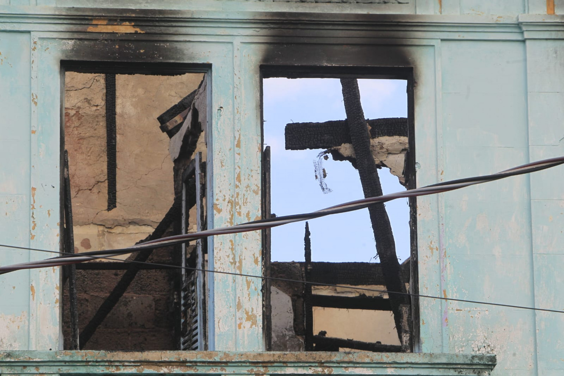 Incêndio atingiu imóvel no Catumbi - Reginaldo Pimenta/Agência O DIA