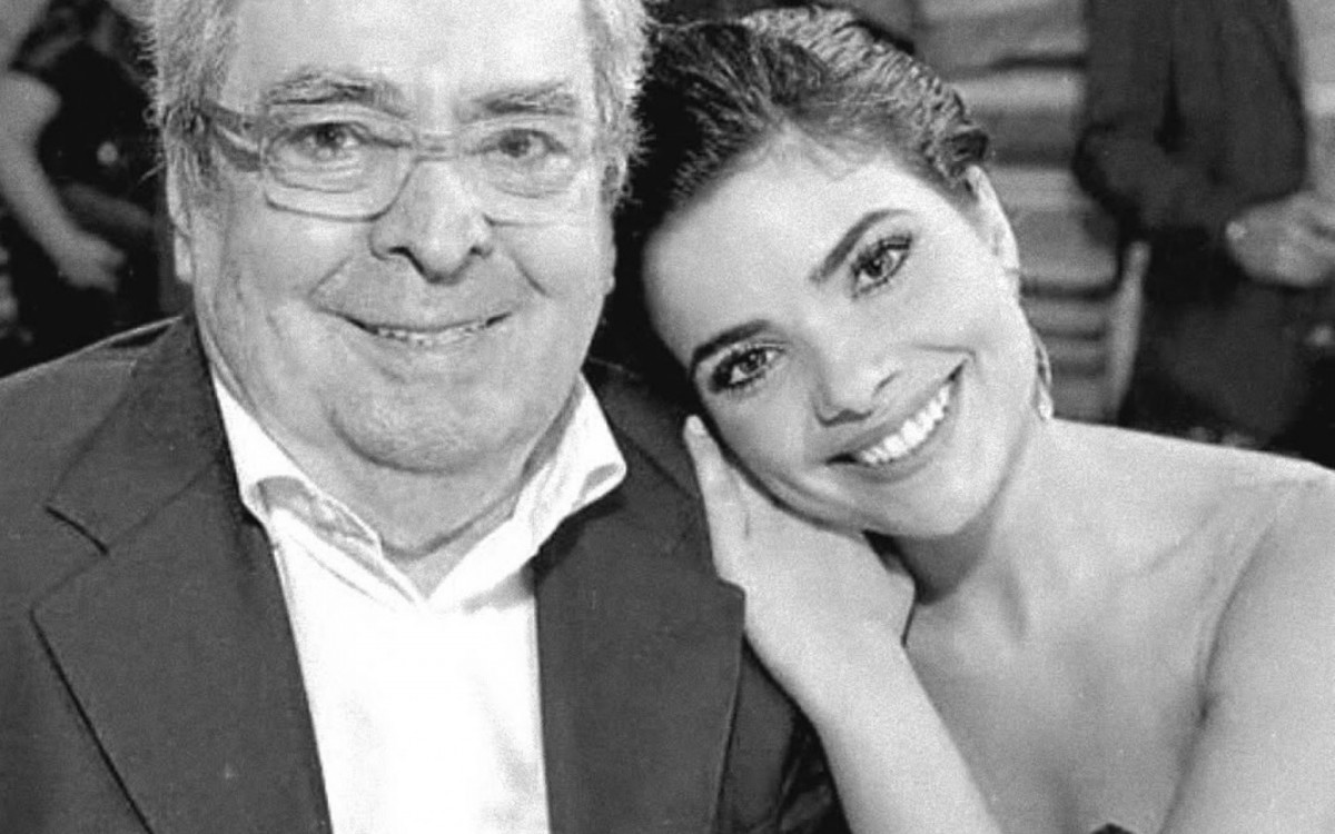 A atriz Vanessa Giacomo prestou homenagem a Benedito Ruy Barbosa