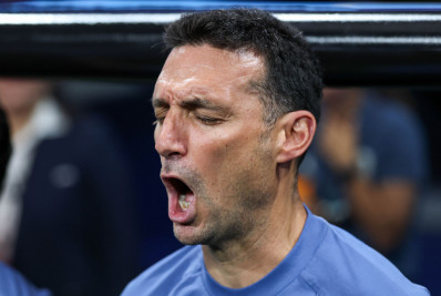 Scaloni enaltece jogadores após vitória da Argentina: 'Nunca param de lutar'