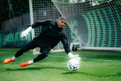 Botafogo avança em negociação com goleiro de clube belga