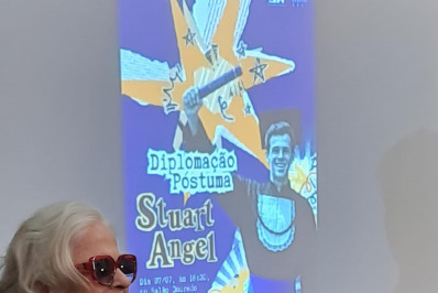 Stuart Angel é homenageado pela UFRJ com diploma póstumo