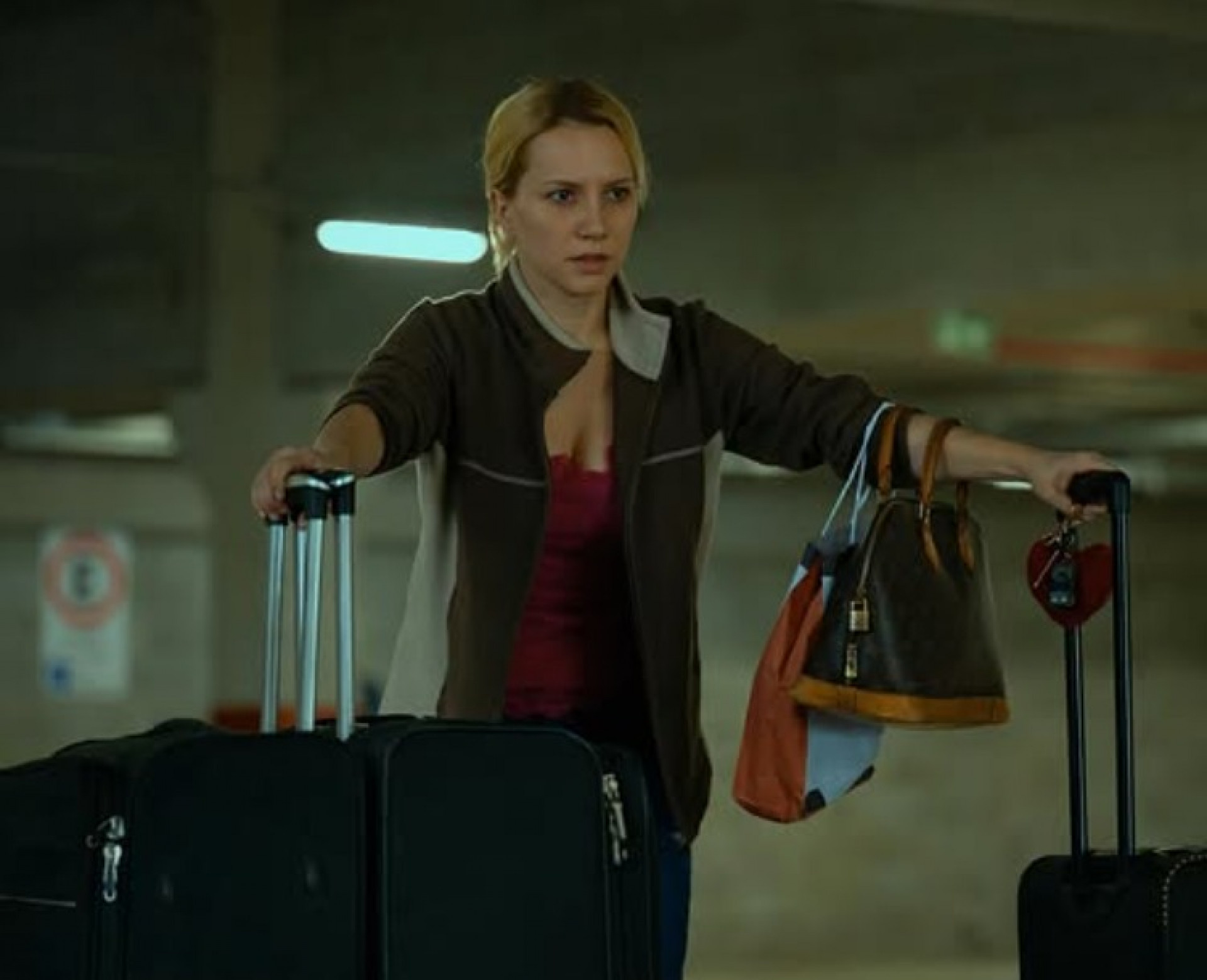 Netflix divulgou fotos oficiais de 'Elize: Sombras de uma Mulher'
e anunciou trailer para esta quarta-feira (8) - Reprodução / Netflix