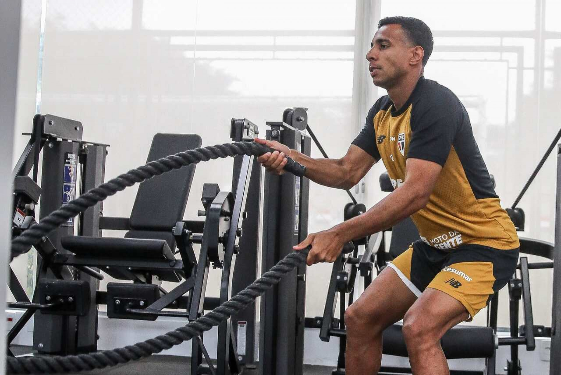 S&atilde;o Paulo intensifica prepara&ccedil;&atilde;o com Dorival e conta com Victor S&aacute; em treino t&aacute;tico