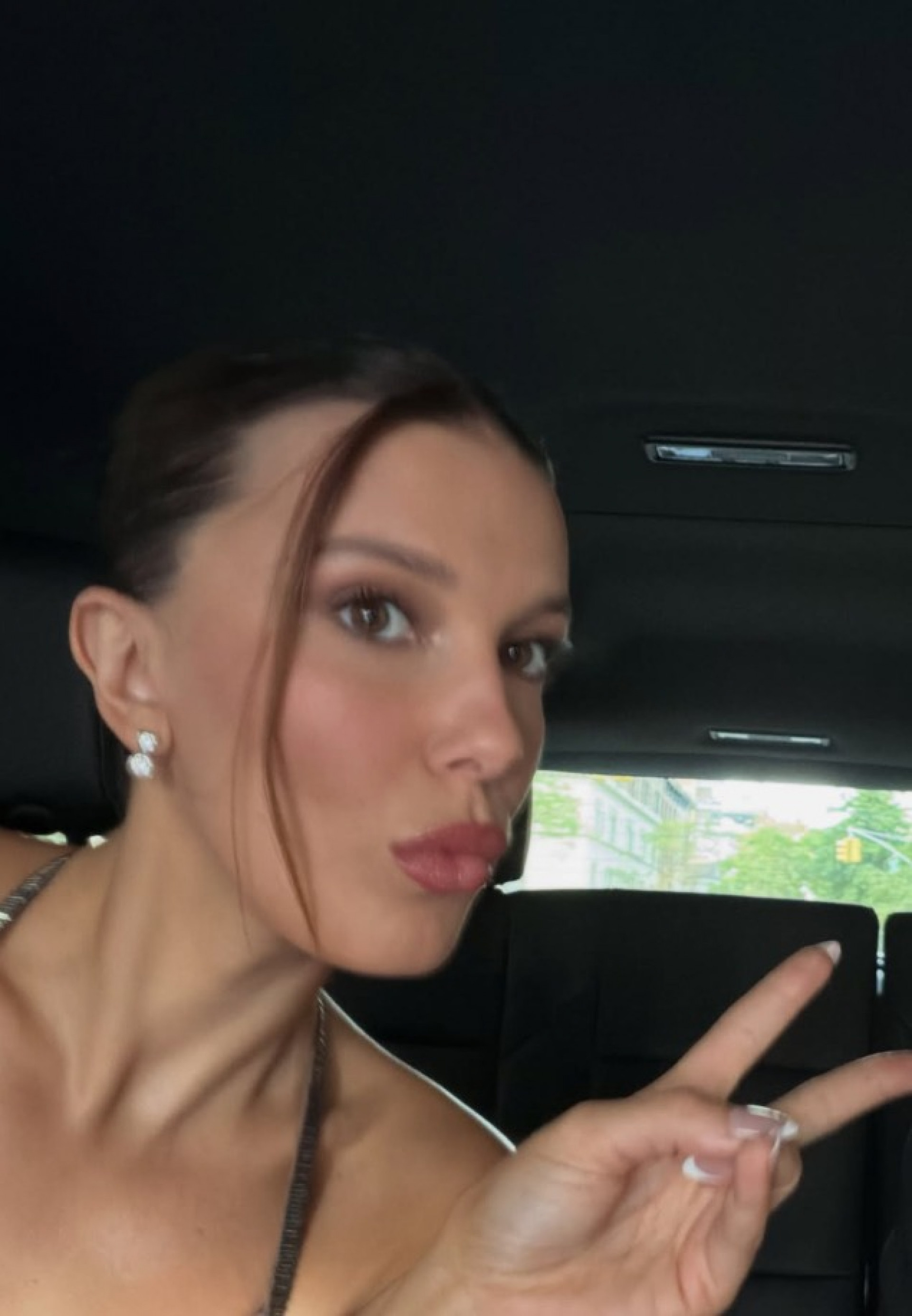 Millie Bobby Brown   - Reprodu&ccedil;&atilde;o / Instagram