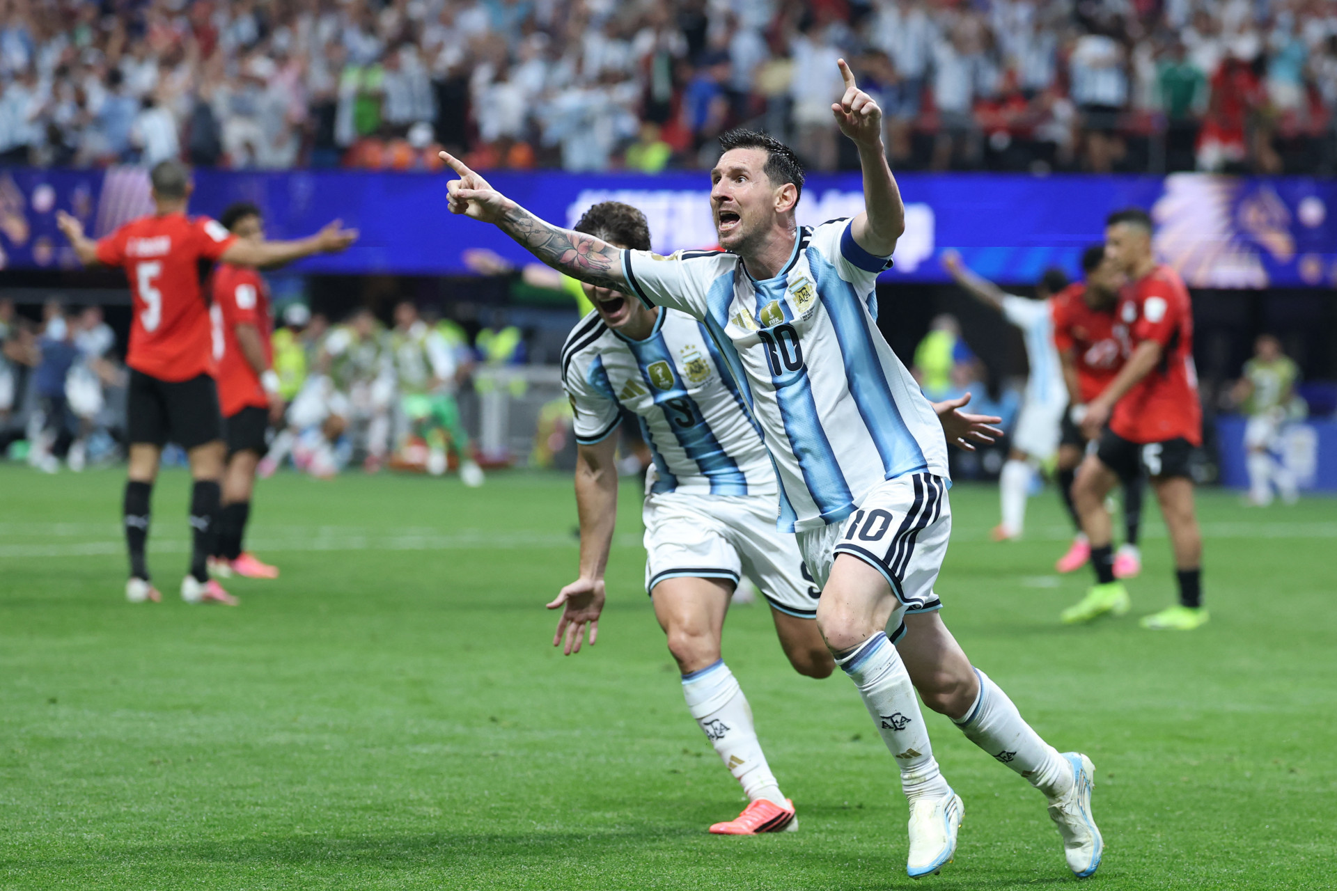 Messi marcou na vitória da Argentina sobre o Egito por 3 a 2 - AFP