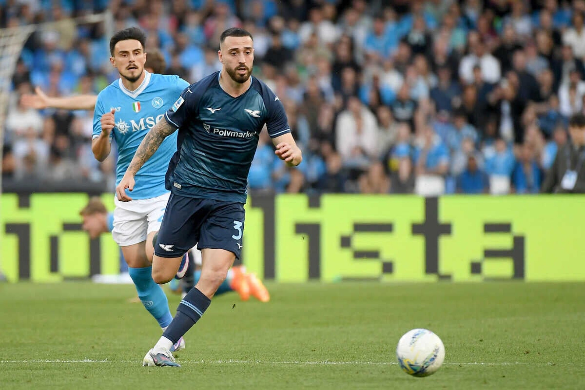 Milan fecha acordo por zagueiro espanhol da Lazio