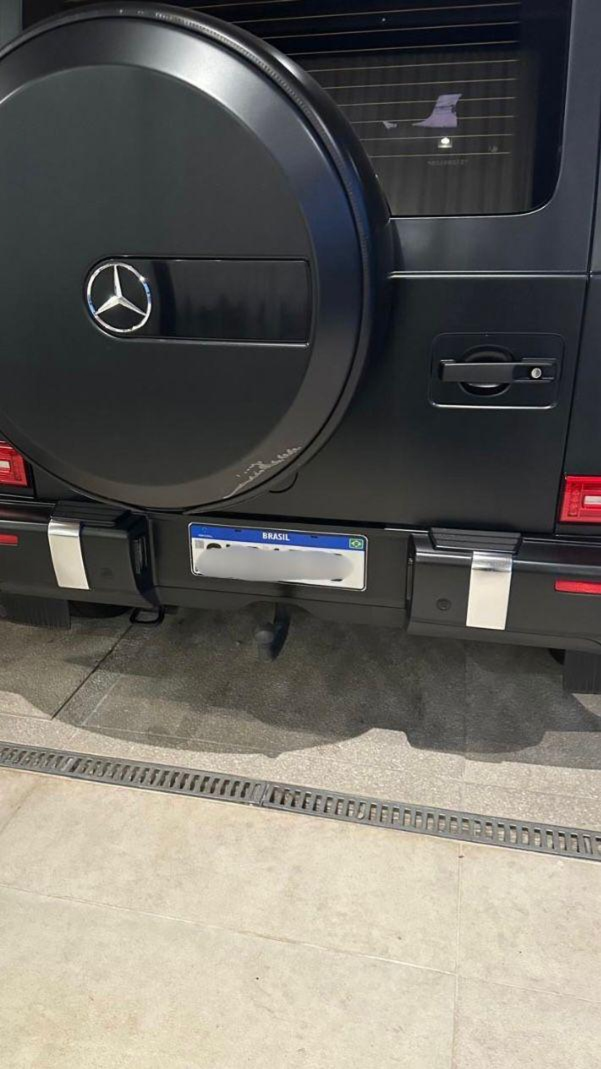 Operação Unha e Carne: PF apreendeu carros luxuosos na casa de um dos alvos da ação - Divulgação / Polícia Federal