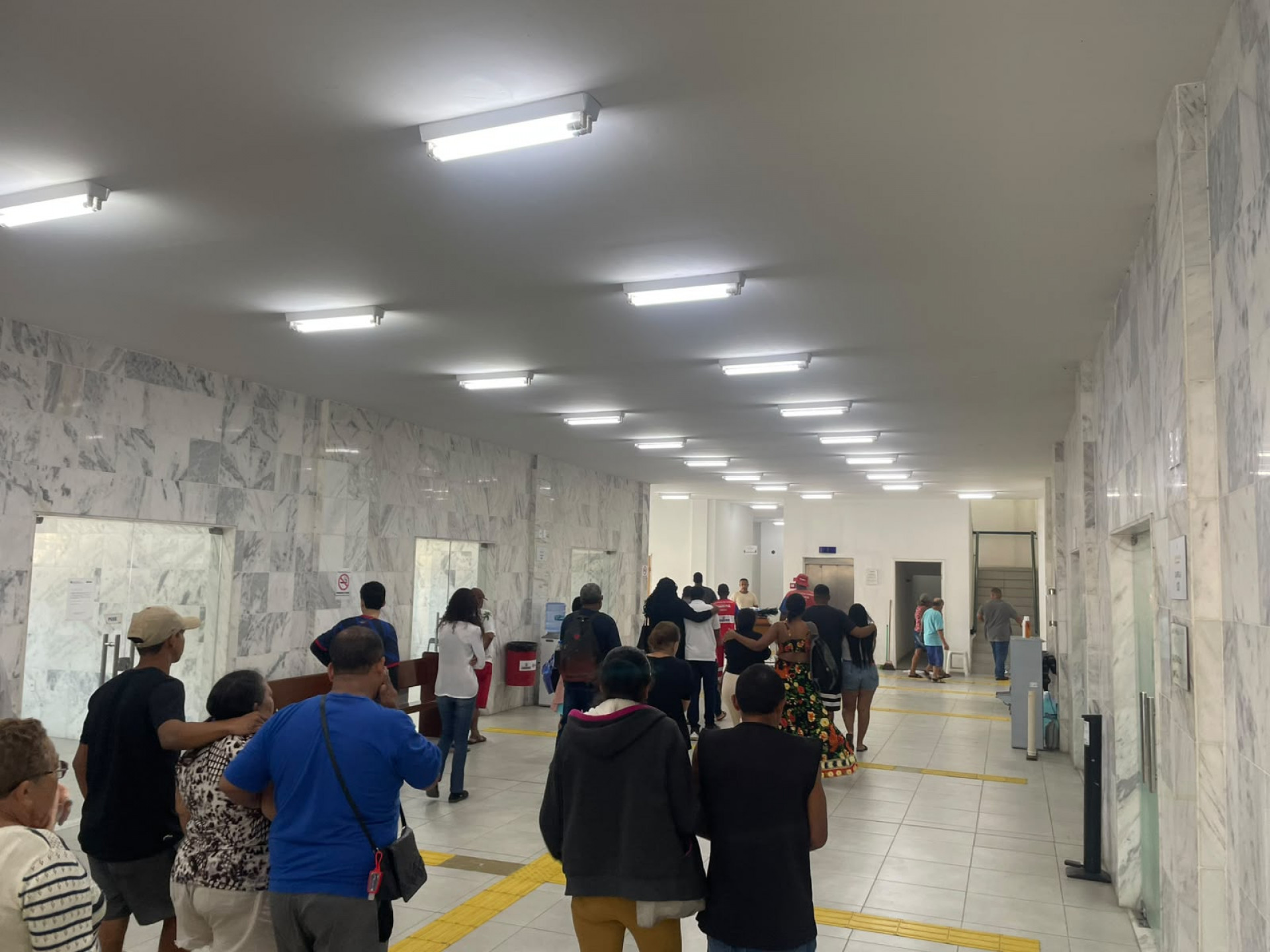 José Roberto Anacleto da Silva foi sepultado no Cemitério Municipal de Maricá - Romulo Cunha / Agência O DIA