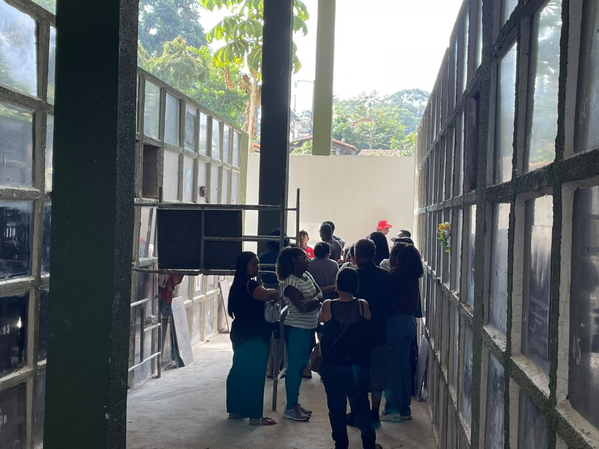 José Roberto Anacleto da Silva foi sepultado no Cemitério Municipal de Maricá - Romulo Cunha / Agência O DIA