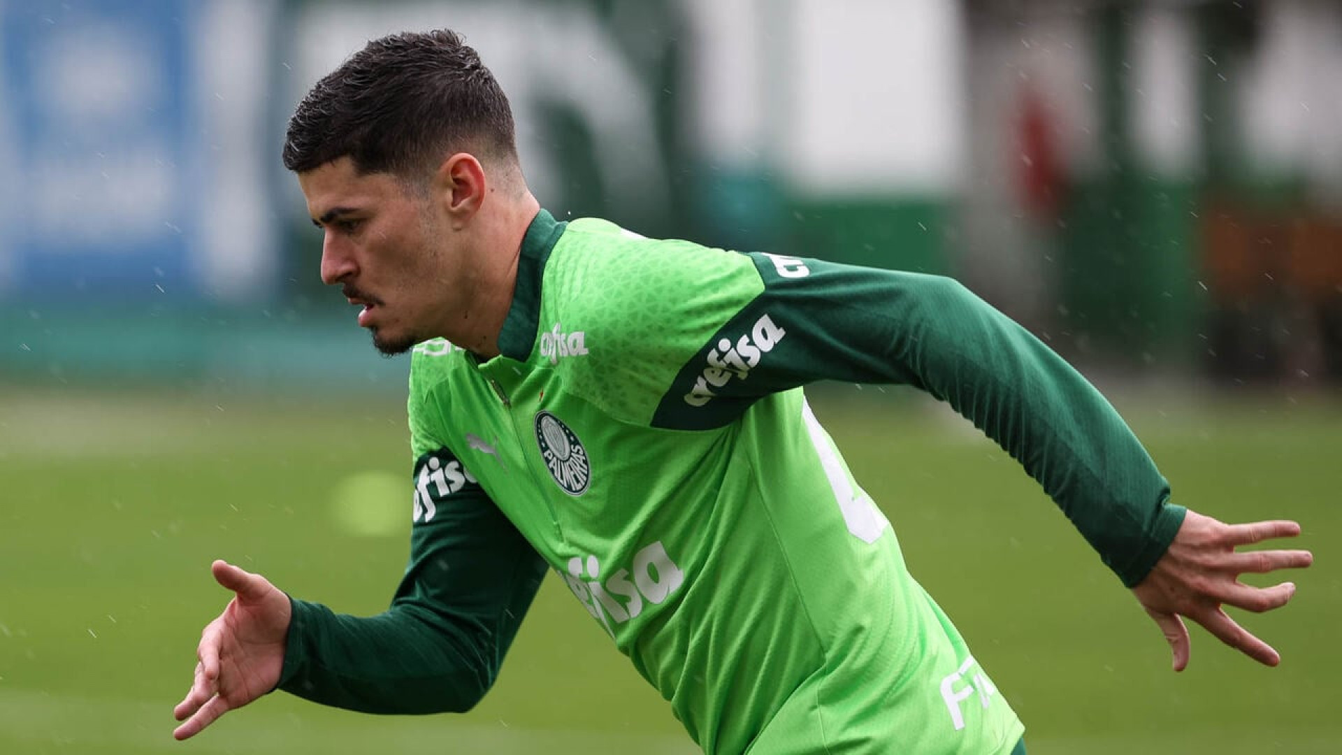 Internacional avalia investida por R&ocirc;mulo ap&oacute;s exig&ecirc;ncia do Palmeiras