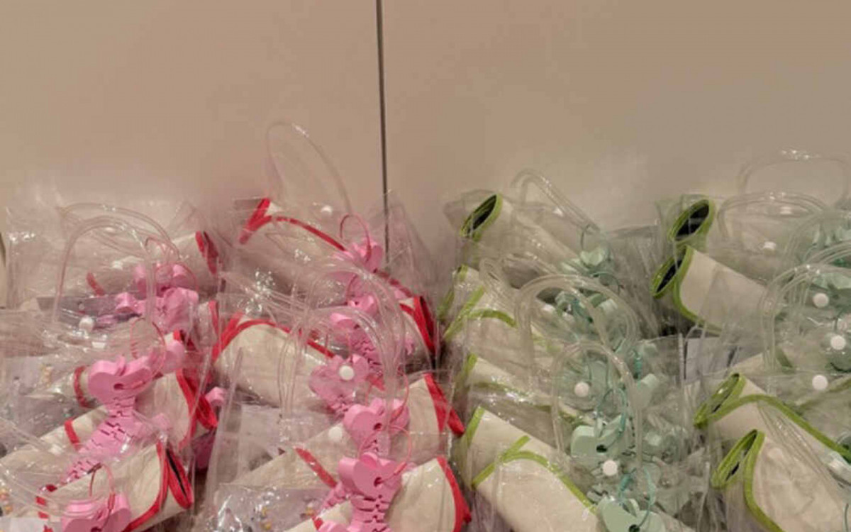 Davi Lucca surpreende com lembrancinhas no anivers&aacute;rio de Helena, filha de Neymar