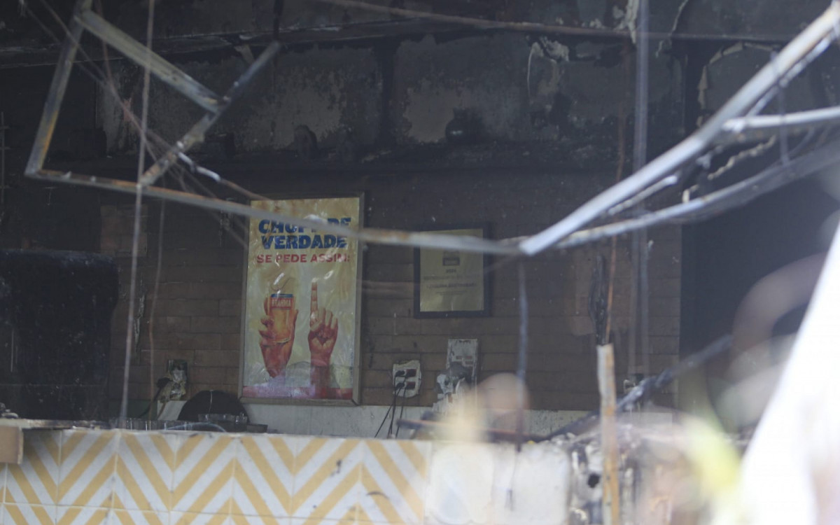 Exquina afirmou que o incêndio está sendo investigado