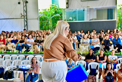 Secretaria de Educação promove Formação de Professores do 3º ao 5º ano com palestra na área de Neurociência e Cognição 