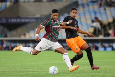 Hulk é regularizado e reforçará o Fluminense diante do Bragantino