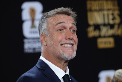 Batistuta fica em cima do muro sobre Messi ou Maradona: 'Dúvidas'