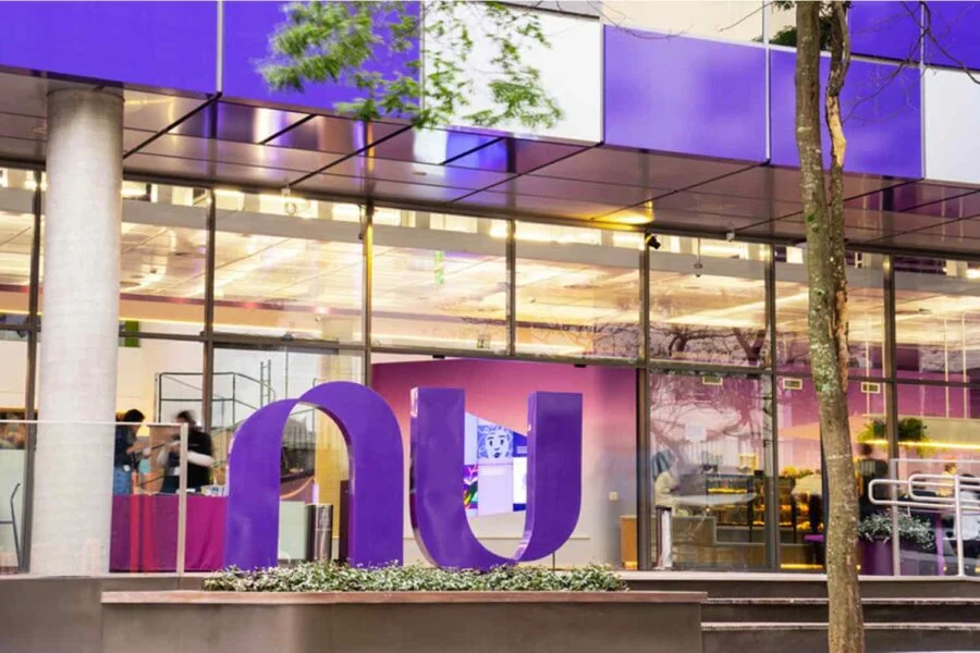 Clientes Nubank relatam problemas para receber Pix