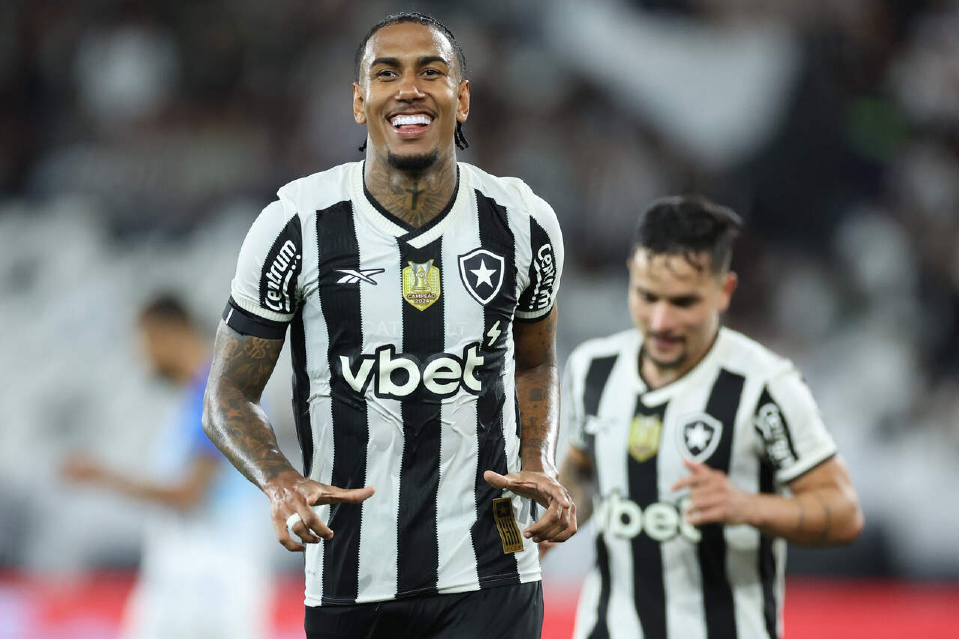 Botafogo derruba tr&ecirc;s transfer bans na Fifa