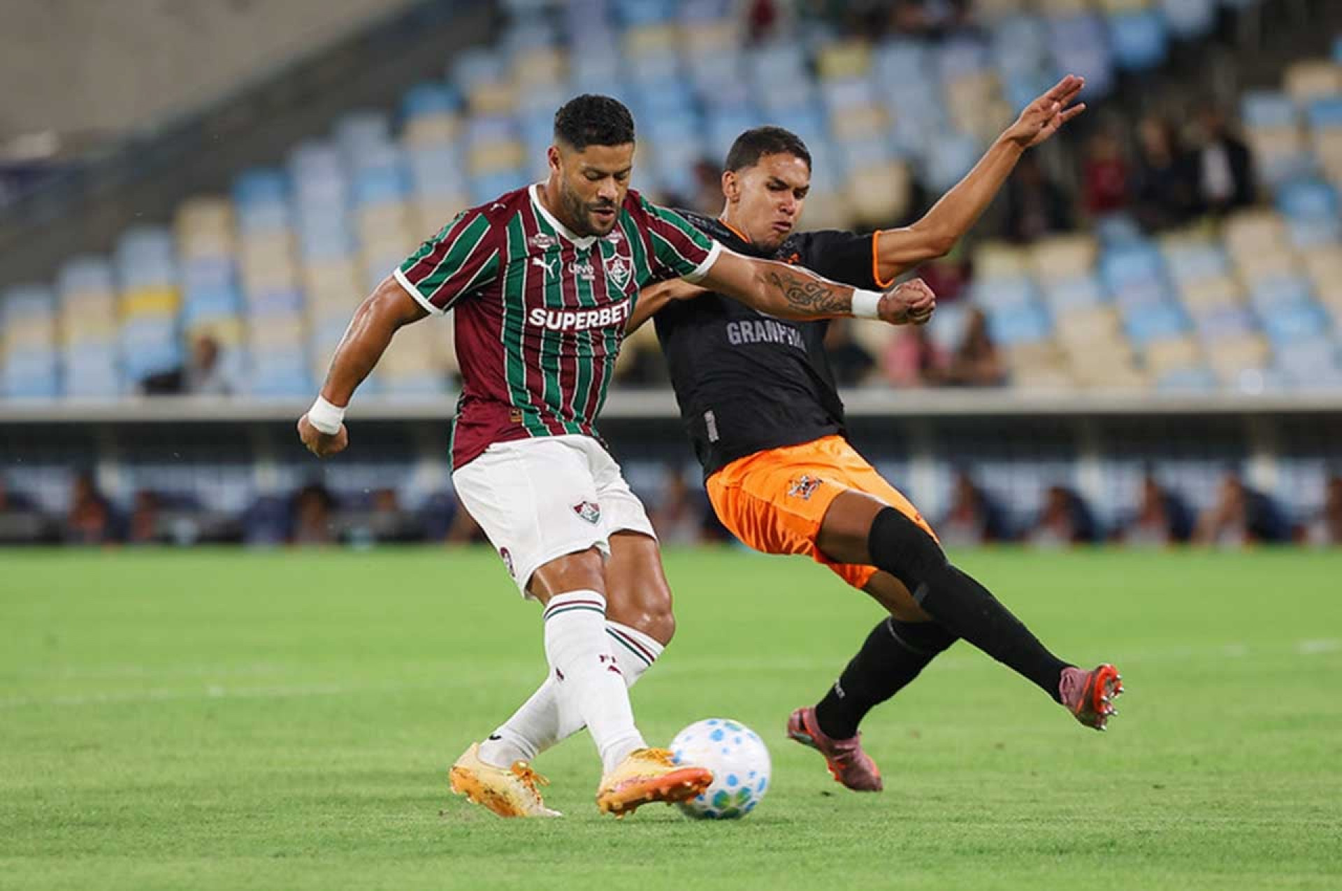 Hulk destaca import&acirc;ncia de amistosos e minimiza gols perdidos