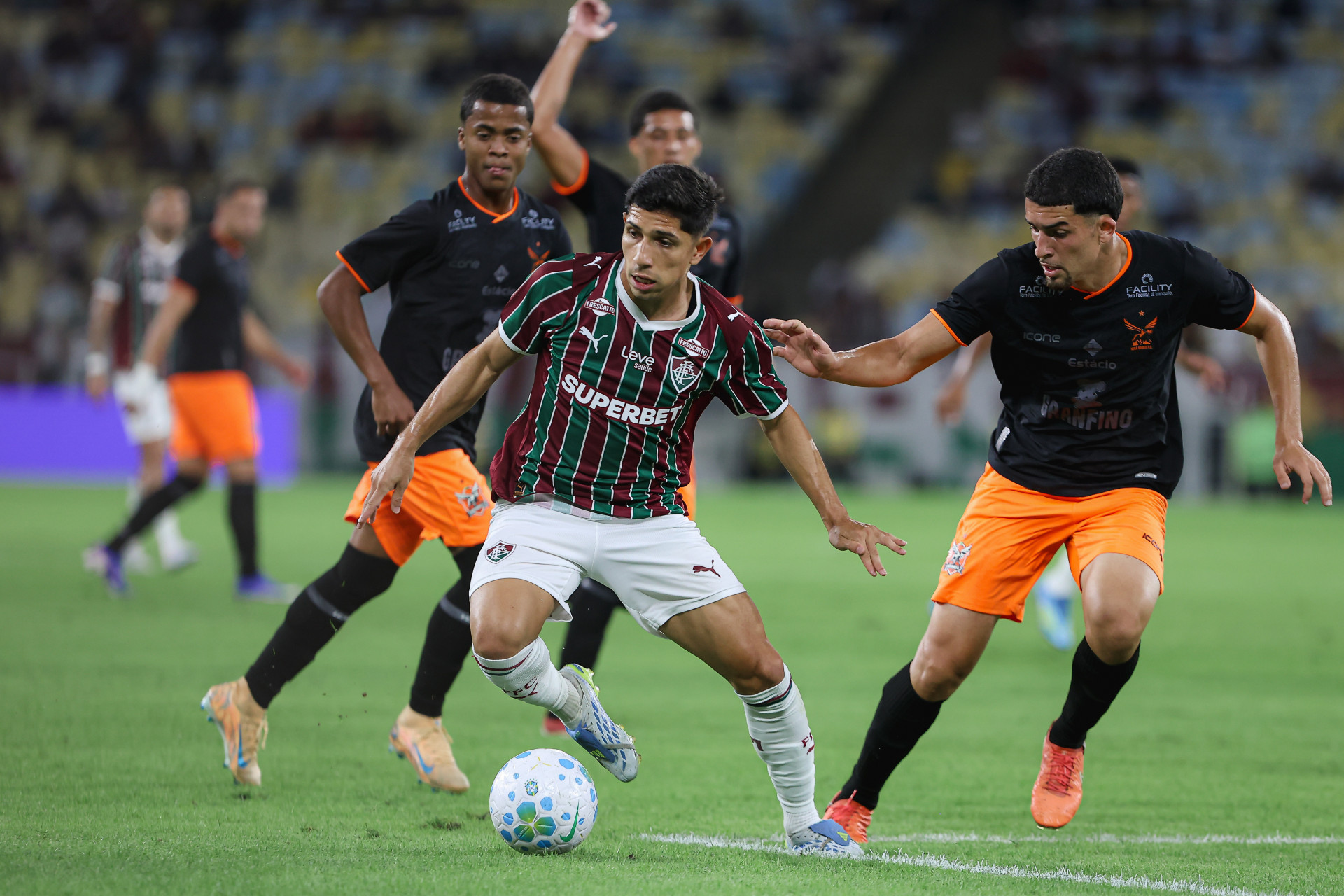 Savarino foi um dos destaques do Fluminense no amistoso contra o Nova Iguaçu - Lucas Merçon/Fluminense