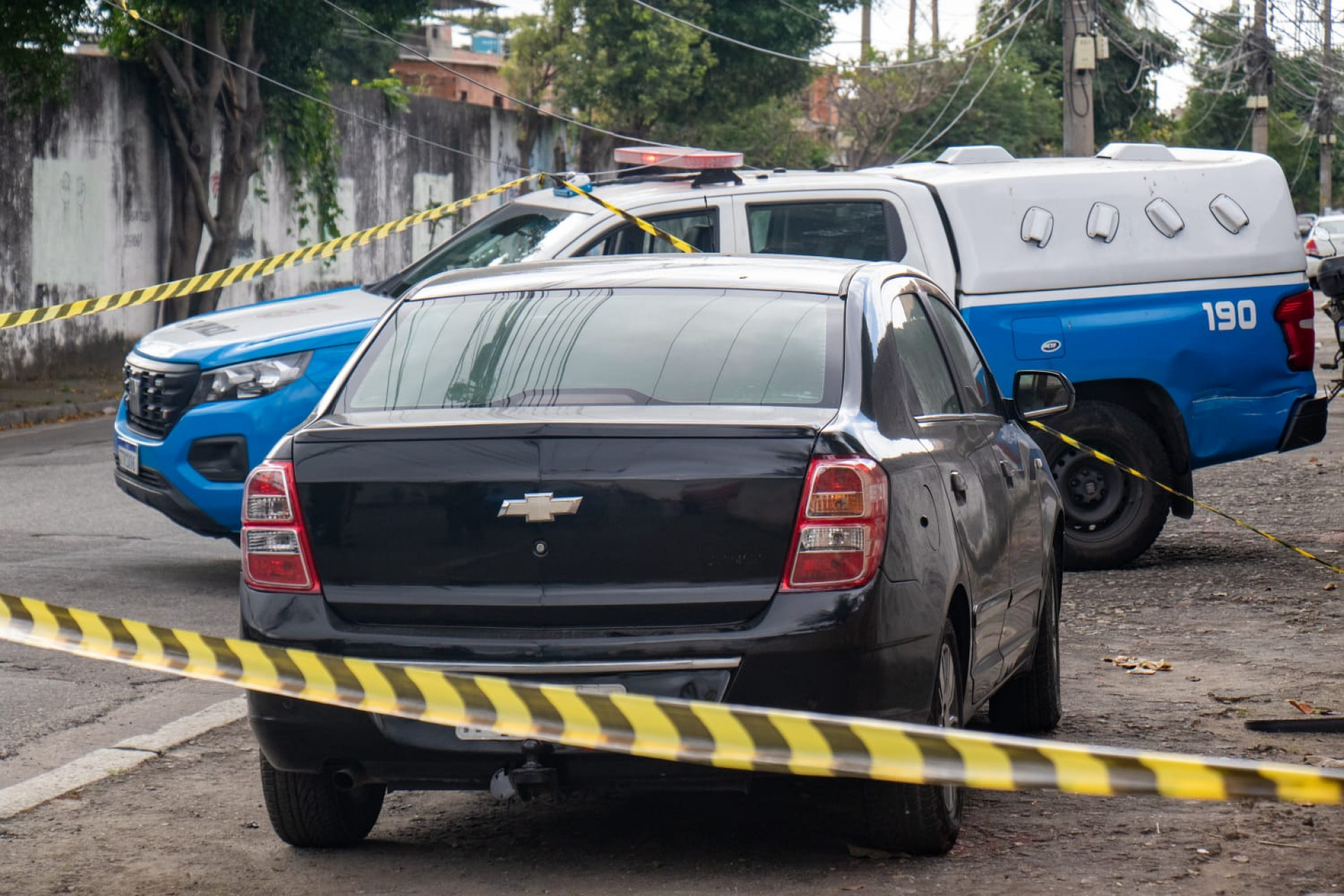 PM isolou a área para perícia da DHC - Érica Martin/Agência O DIA