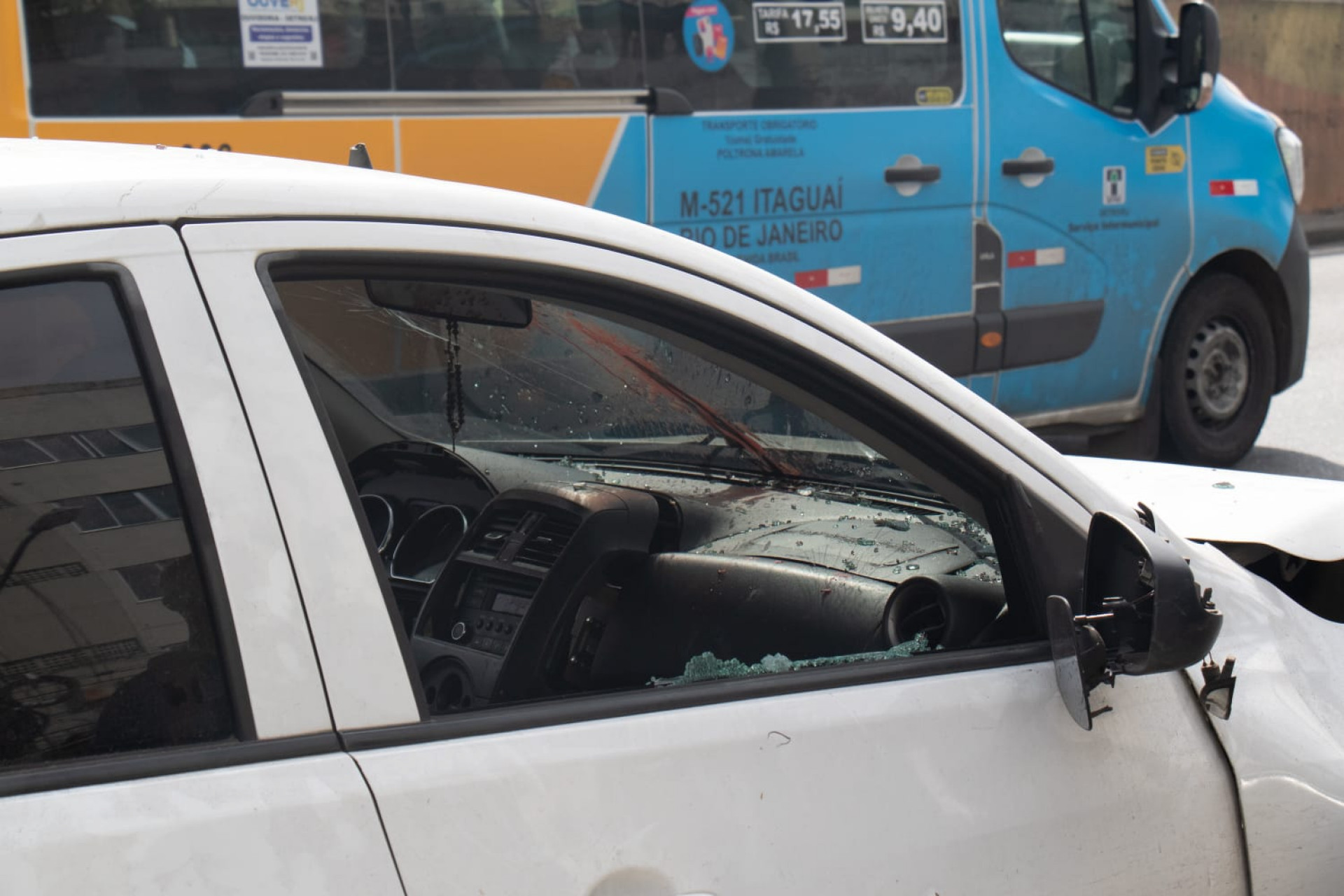 Ataque a policiais civis na Avenida Brasil mobilizou centenas de agentes, nesta quarta-feira (8) - Érica Martin / Agência O DIA