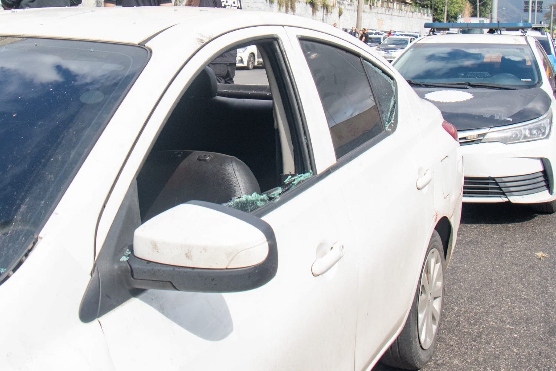 Ataque a policiais civis na Avenida Brasil mobilizou centenas de agentes, nesta quarta-feira (8) - Érica Martin / Agência O DIA