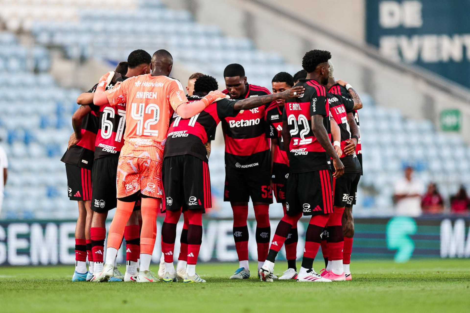 Flamengo enfrentou o Lausanne-Sport, da Suíça, em amistoso em Portugal - Gilvan de Souza / Flamengo
