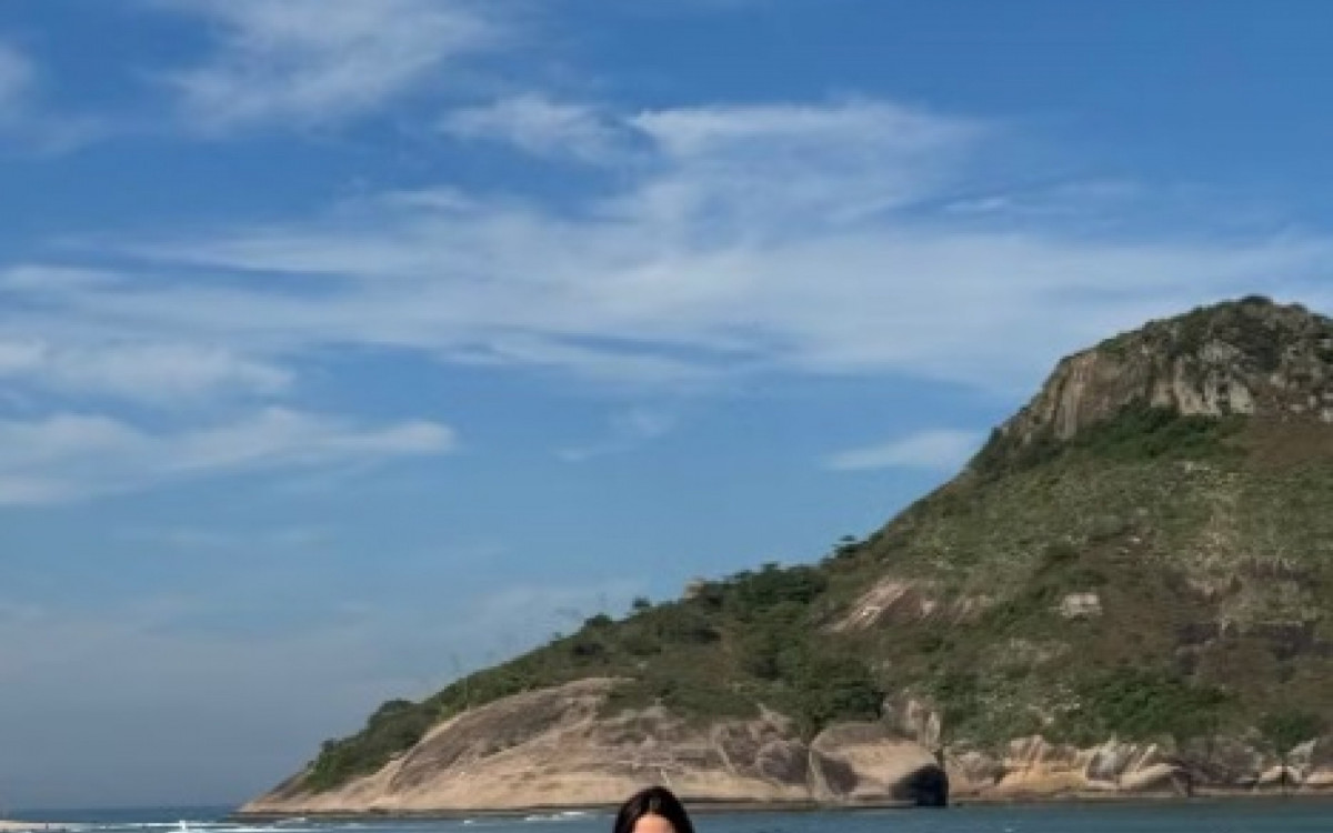 Gabi Melim exibe nova tatuagem na lombar: 'Amor pr&oacute;prio &eacute; para sempre'