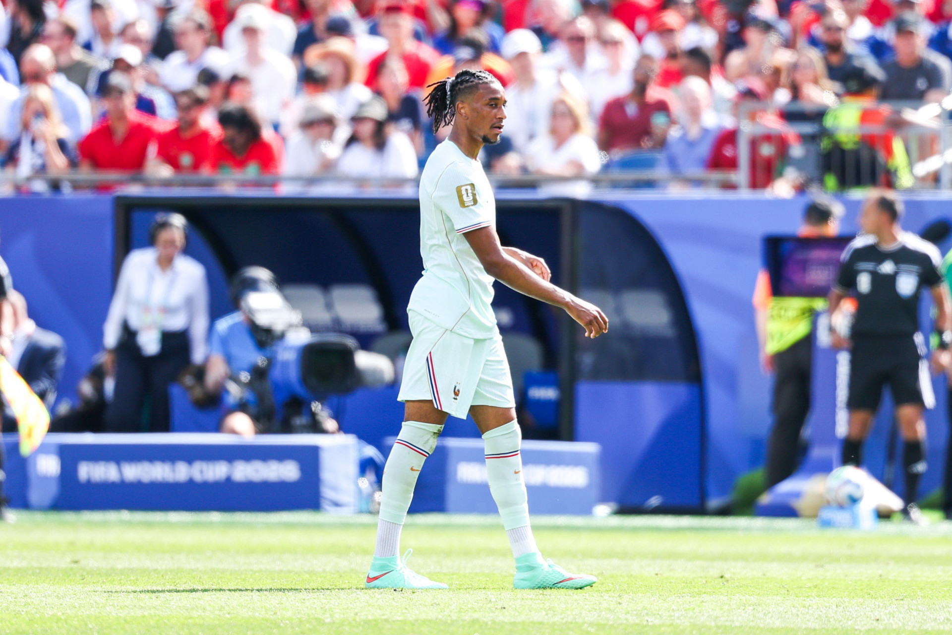 Michael Olise, jogador da França, durante a partida das quartas de final da Copa do Mundo da FIFA, entre França x Marrocos, no Estádio de Boston, em Foxborough, Estados Unidos, nesta quinta-feira (09). - Vanessa Carvalho/Parceiro/Agência O Dia