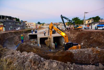 Obras de Canalização do Maxambomba seguem em ritmo acelerado evitando enchentes na região do entorno do canal