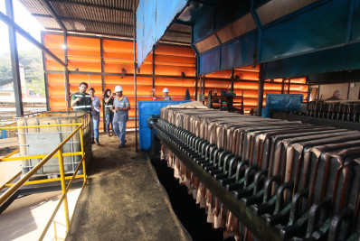 Prefeitura de Nova Iguaçu aciona Inea e acompanha vistoria em empresa de refino