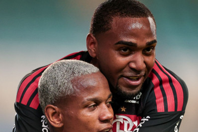 Wallace Yan admite choque de realidade no Flamengo: 'Para amadurecer'