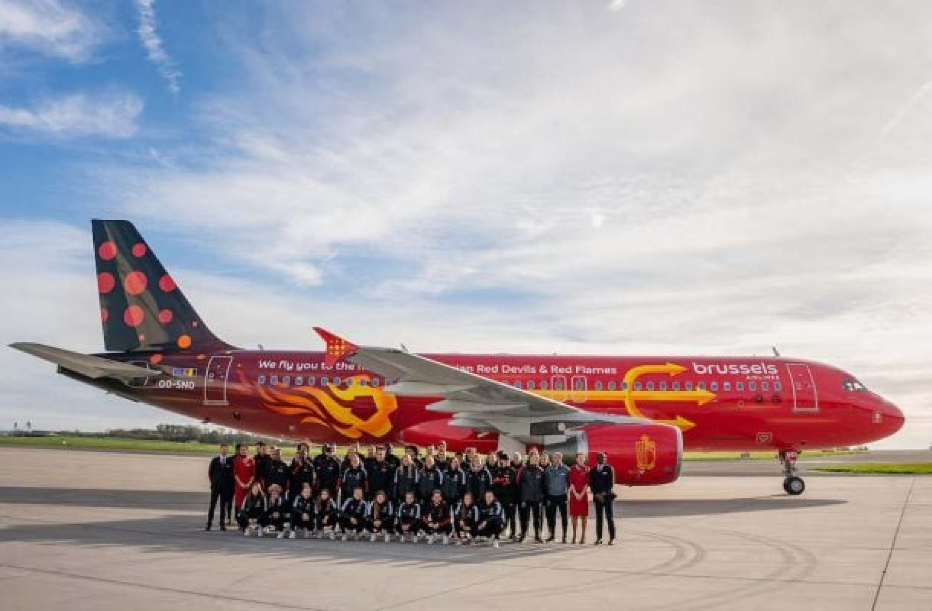 Companhia promove a&ccedil;&atilde;o com avi&atilde;o tem&aacute;tico da B&eacute;lgica antes de jogo contra Espanha