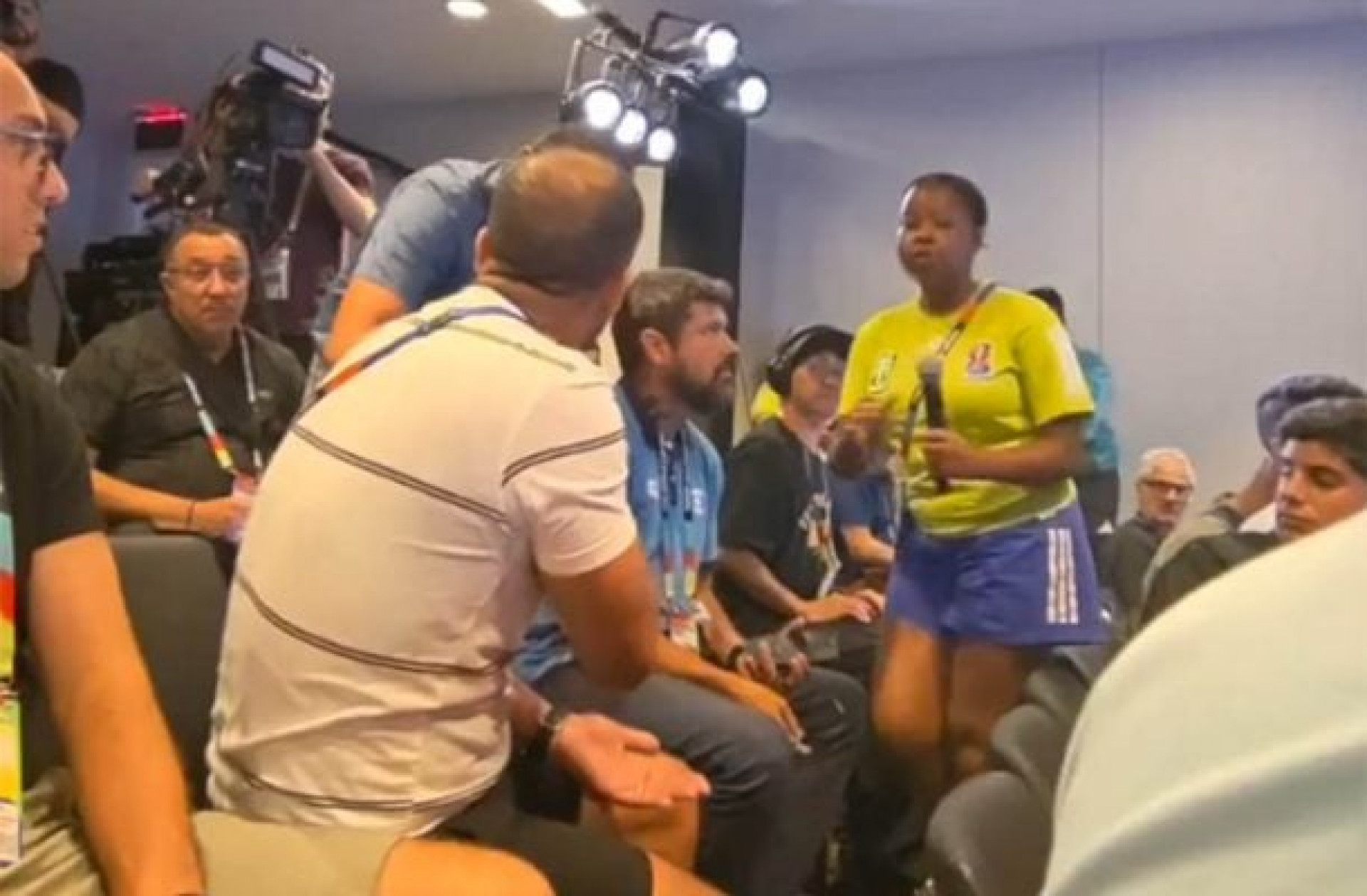 Marcelo Courrege explica bate-boca com marroquino em coletiva de Brahim D&iacute;az