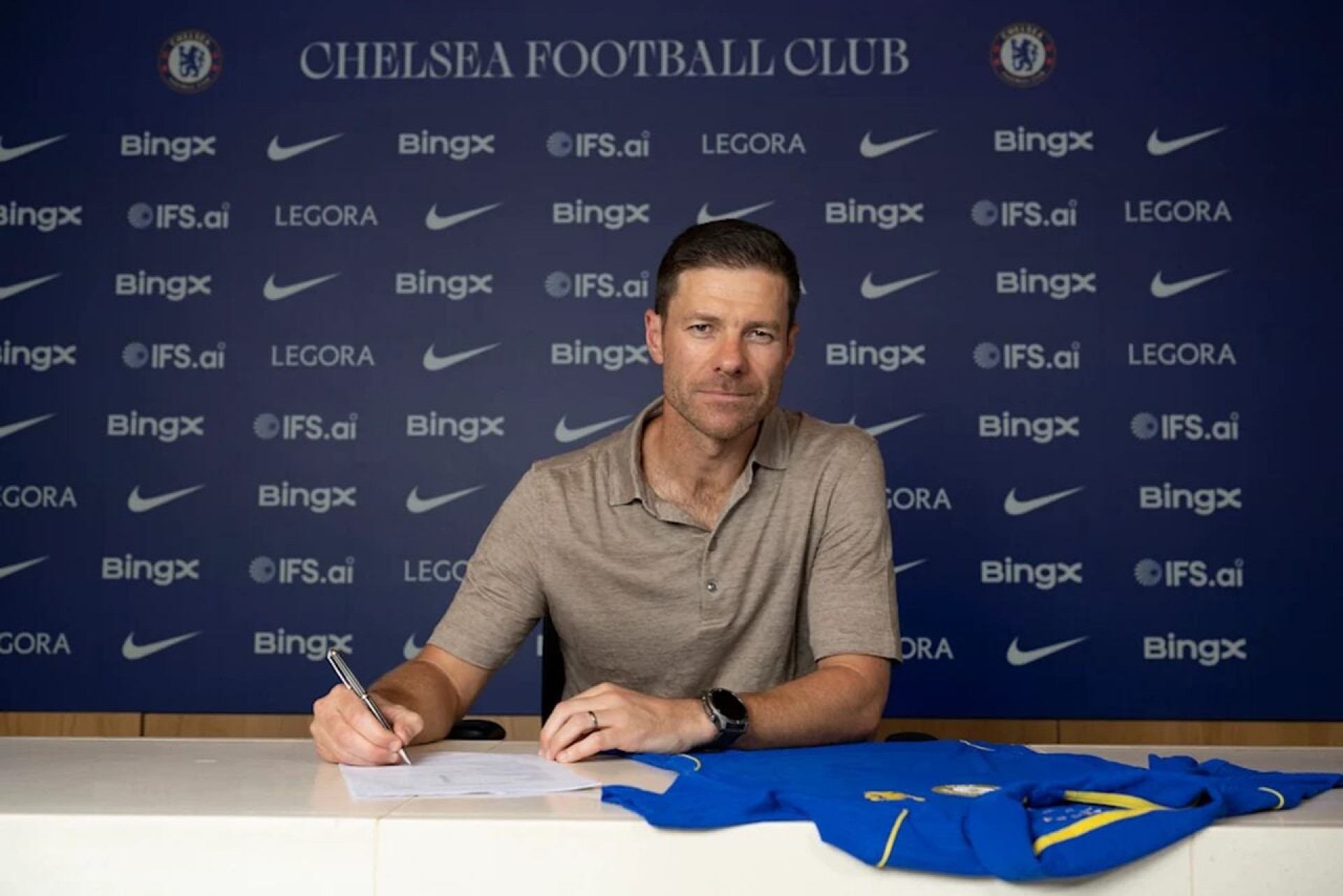 Xabi Alonso abre o jogo sobre novo desafio no Chelsea