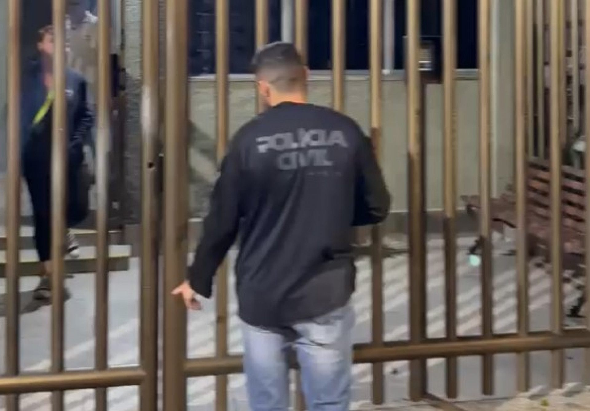 Agentes tentaram encontrar o suspeito em Botafogo e no Catumbi - Reprodução