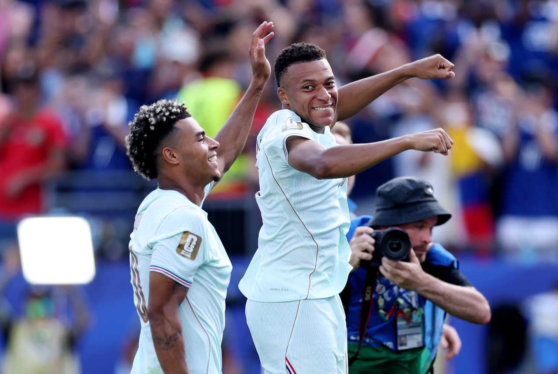 Klopp revela tentativa frustrada do Liverpool para contratar Mbapp&eacute;