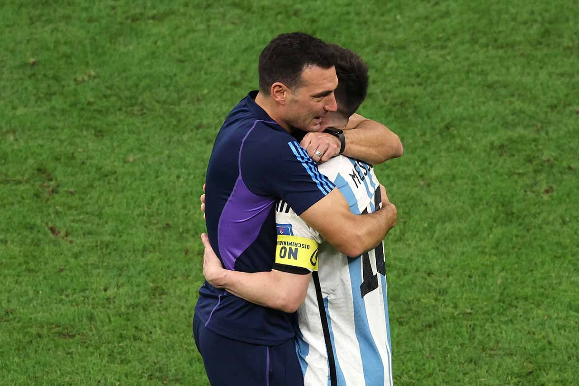 Klose revela liga&ccedil;&atilde;o de Messi ap&oacute;s quebra de recorde na Copa: “Foi muito emocionante”