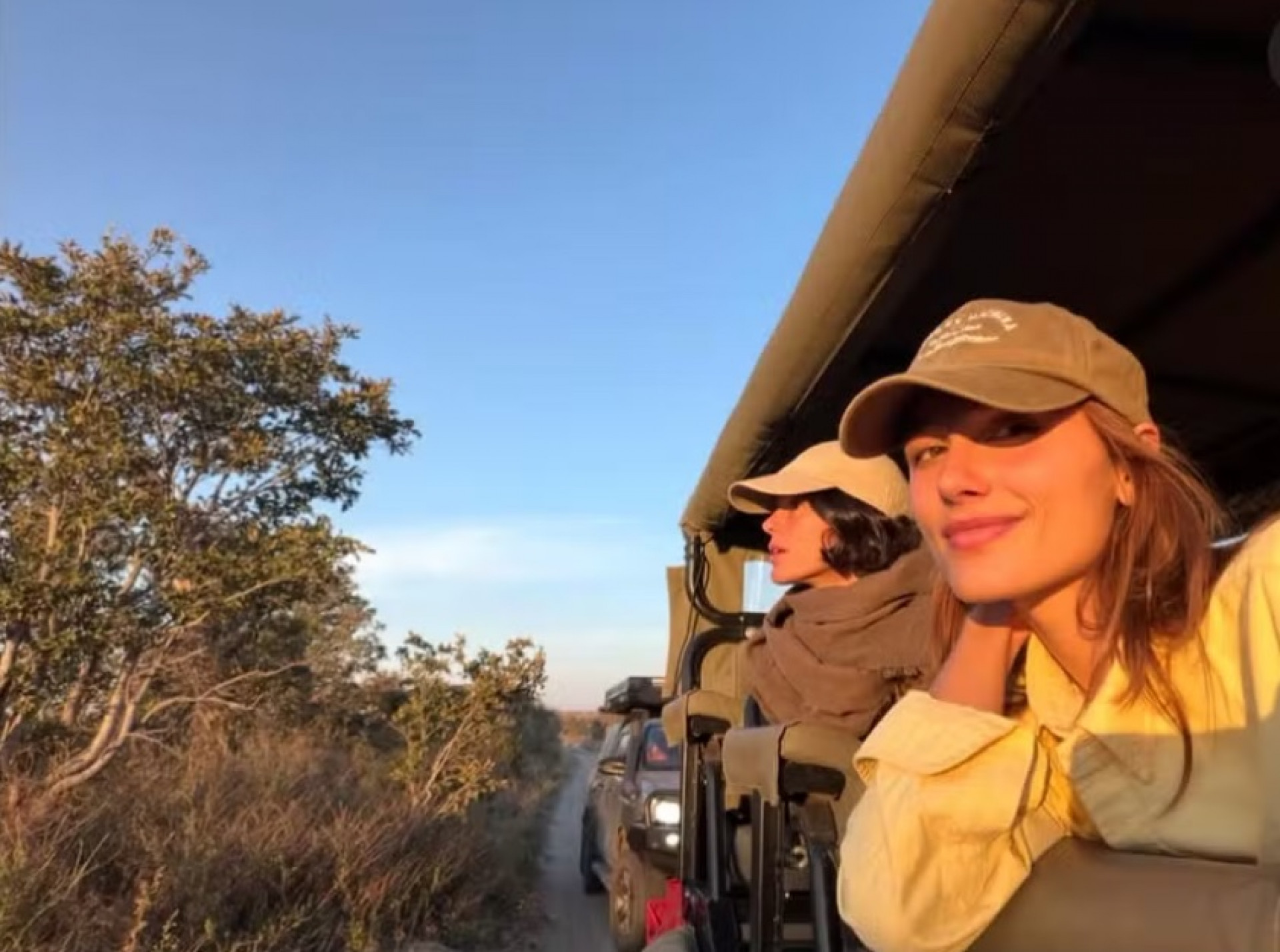 Sasha Meneghel compartilha fotos de safári com Bruna Marquezine na África - Reprodução Instagram