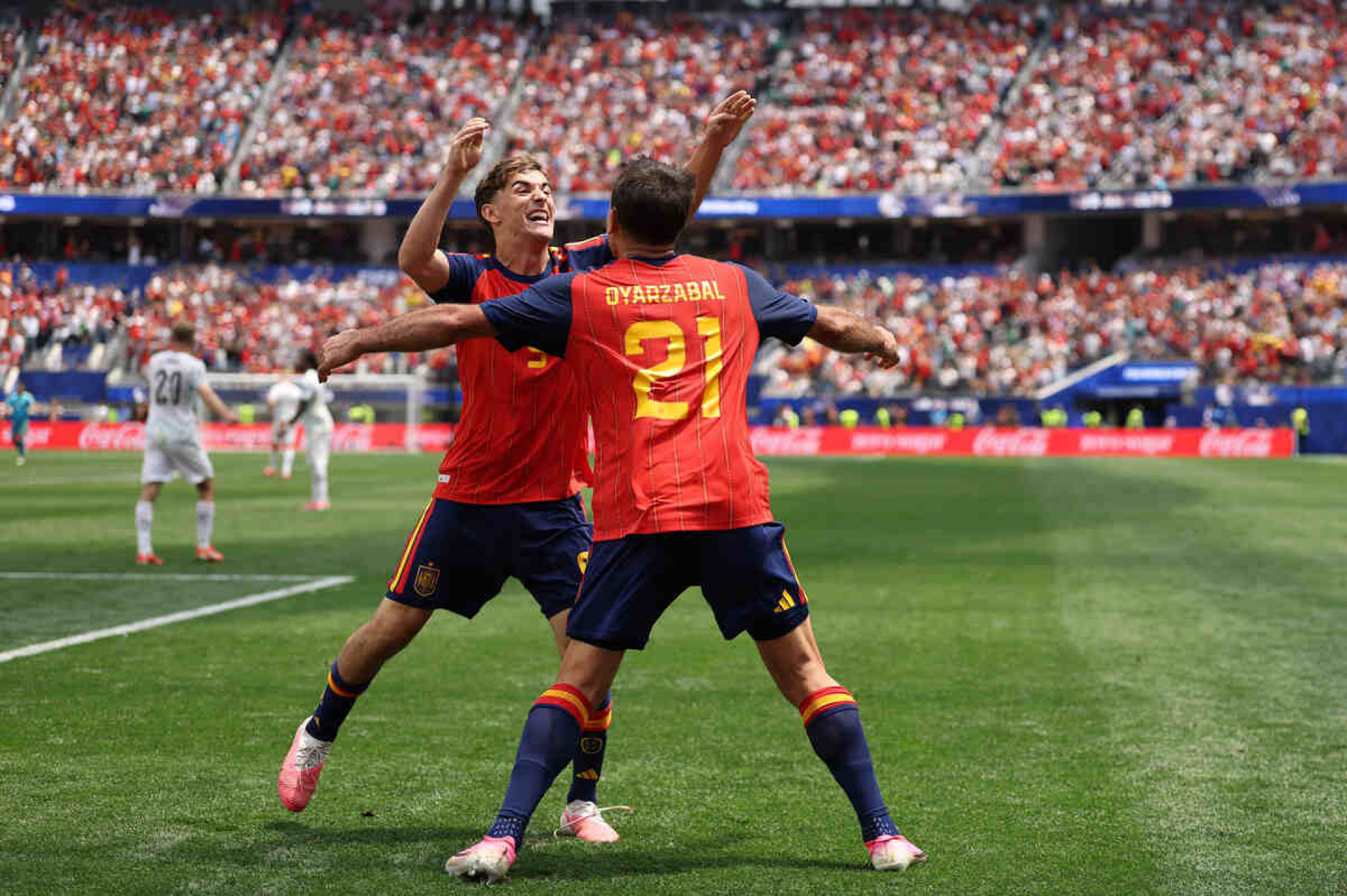 Gavi revela sonho com a Espanha na Copa do Mundo: “Um gol de bicicleta contra Messi na final”