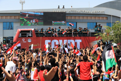 Seleção do Egito é recebida com festa após campanha histórica na Copa