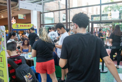 Figurinhas dos craques são as mais procuradas para completar álbum